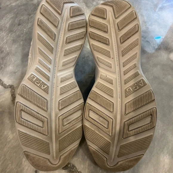 APL Sneaker Women's TechLoom Phantom Gray Sz 11 - Picture 6 of 10